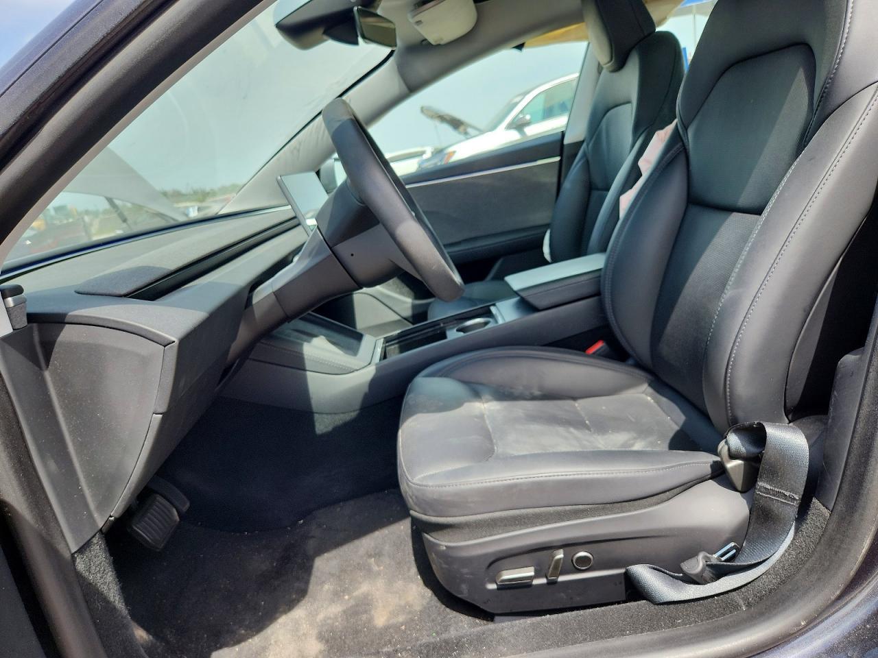2024 Tesla Model 3 - Фото 7