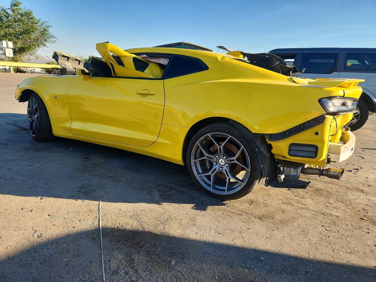 2017 Chevrolet Camaro Ss - Фото 3