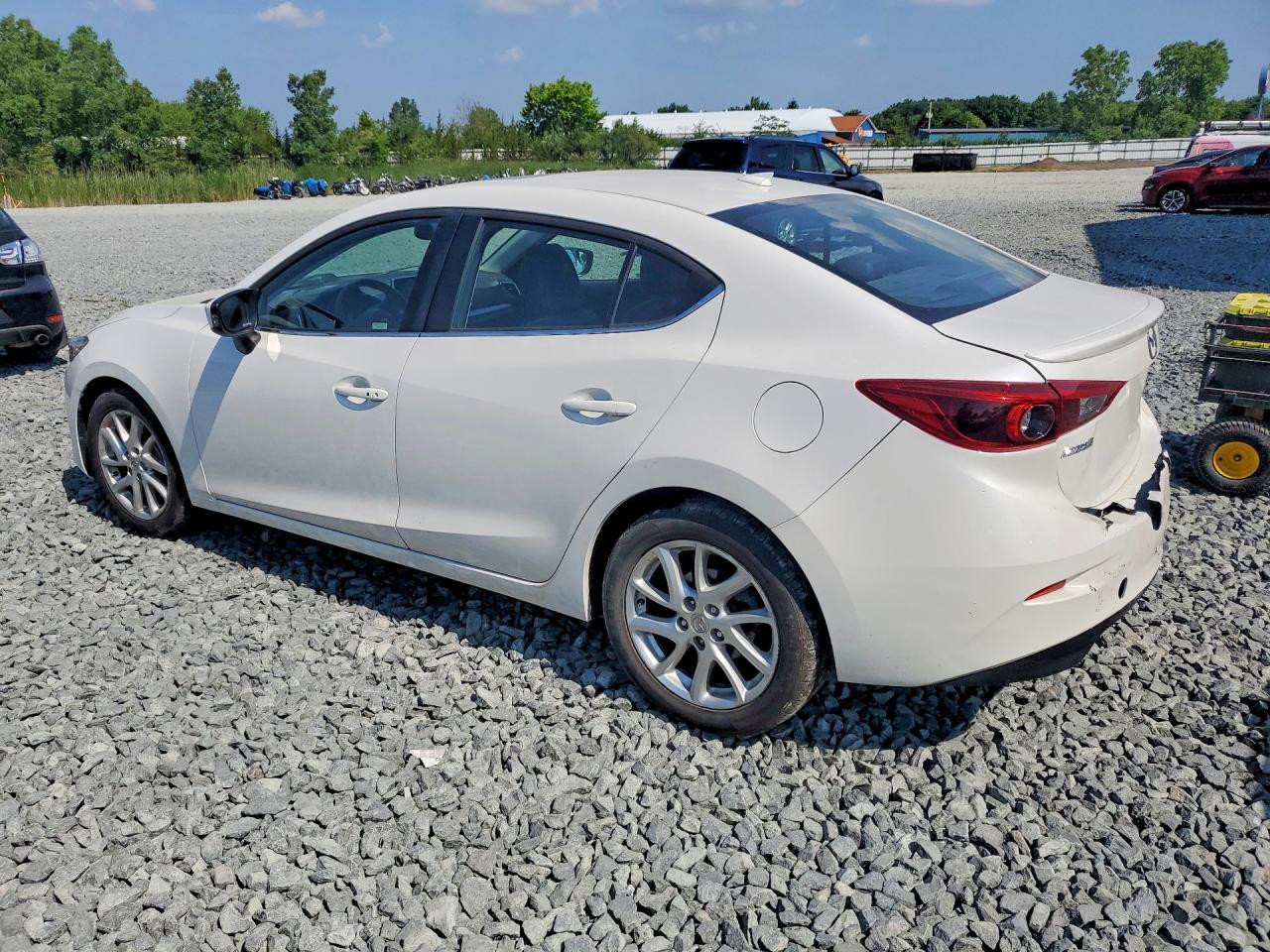 2015 Mazda 3 Grand Touring - Фото 2