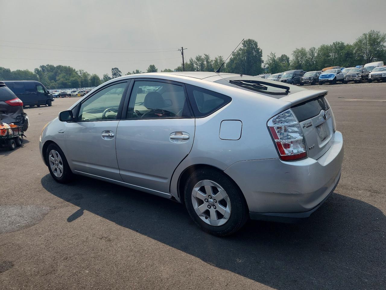 2006 Toyota Prius Base - Фото 2
