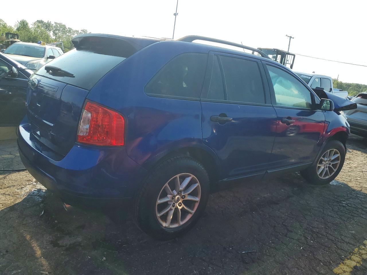 2013 Ford Edge Se - Фото 3