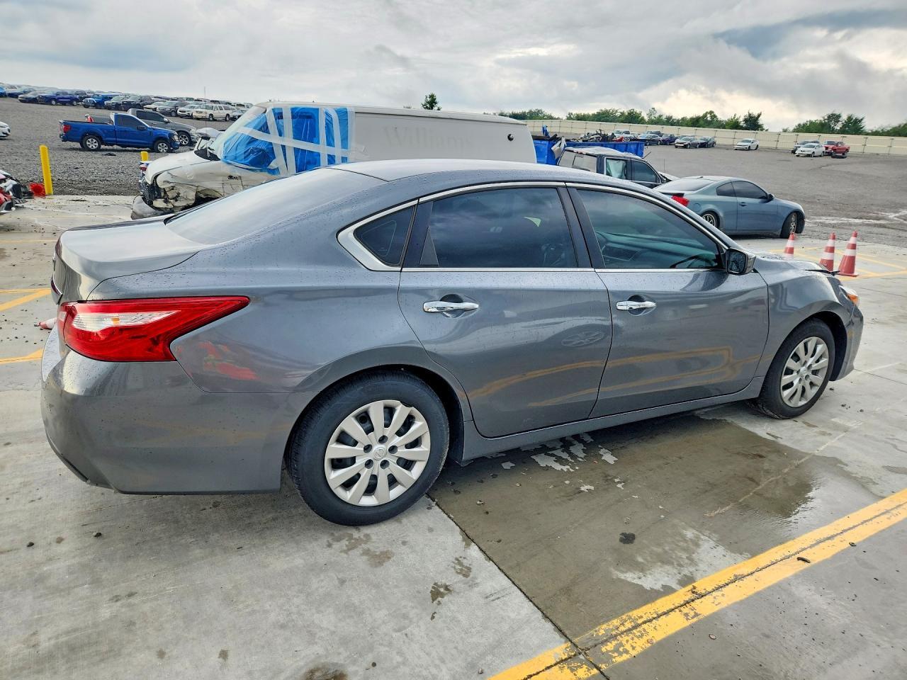 2016 Nissan Altima 2.5 S - Фото 3