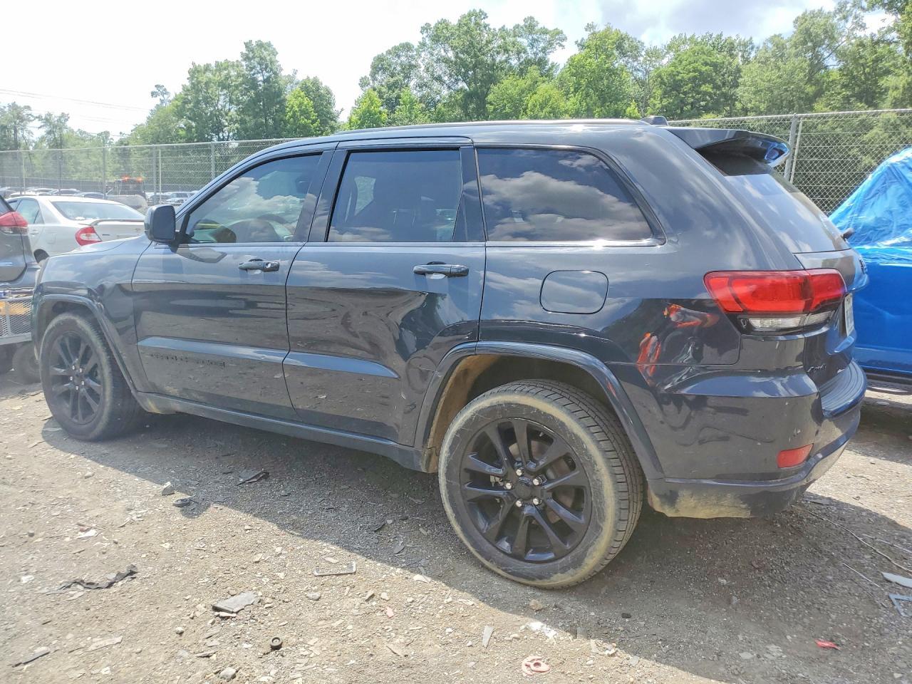 2018 Jeep Grand Cherokee Laredo - Image 2