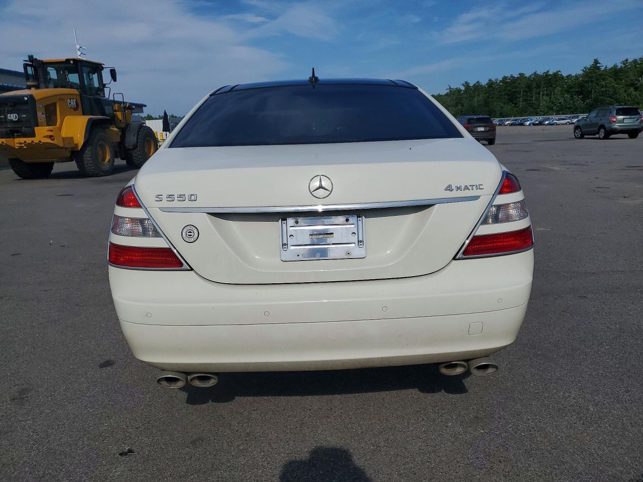 2008 Mercedes-Benz S 550 4Matic - Image 6
