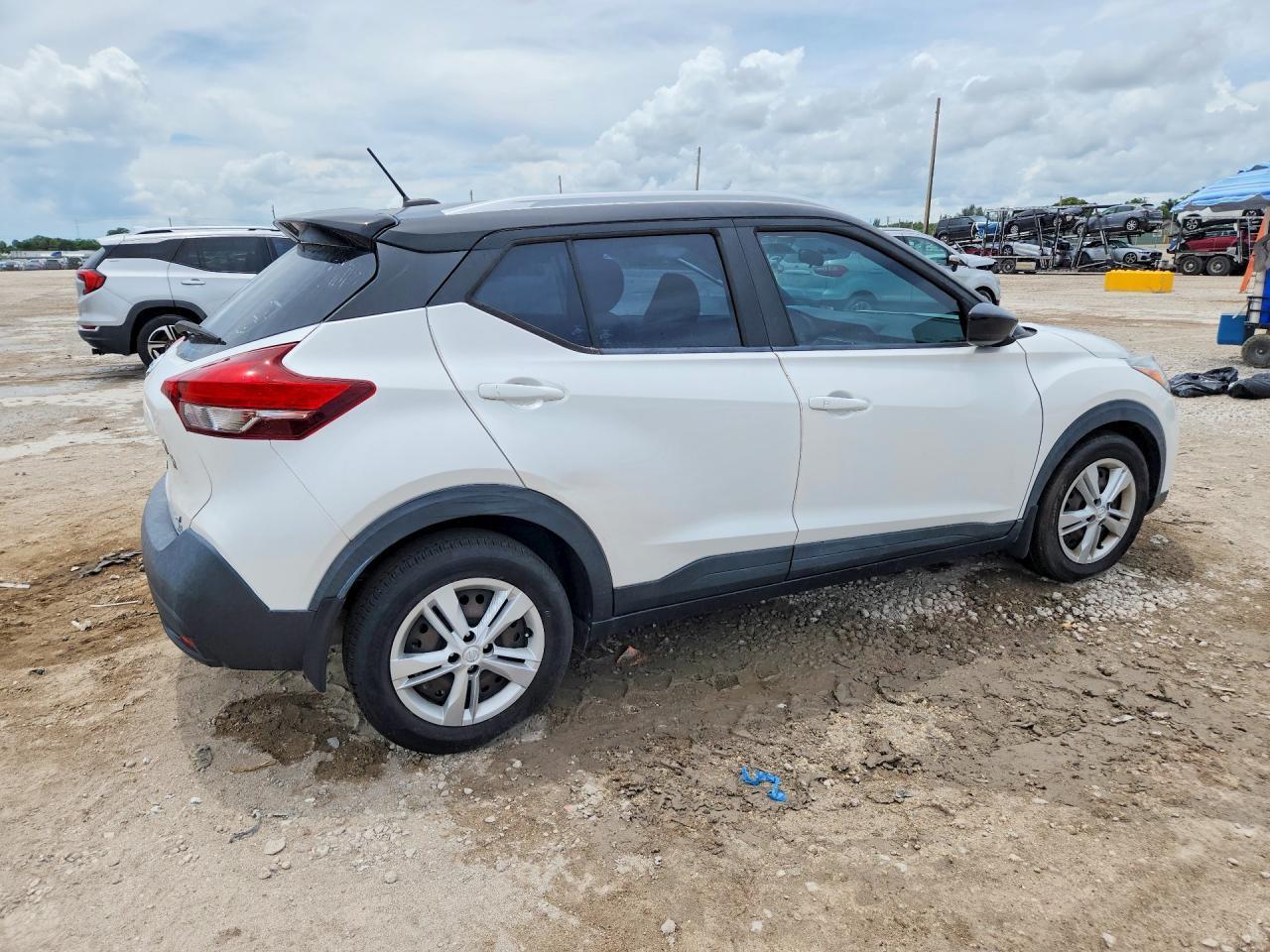 2019 Nissan Kicks Sv - Фото 3