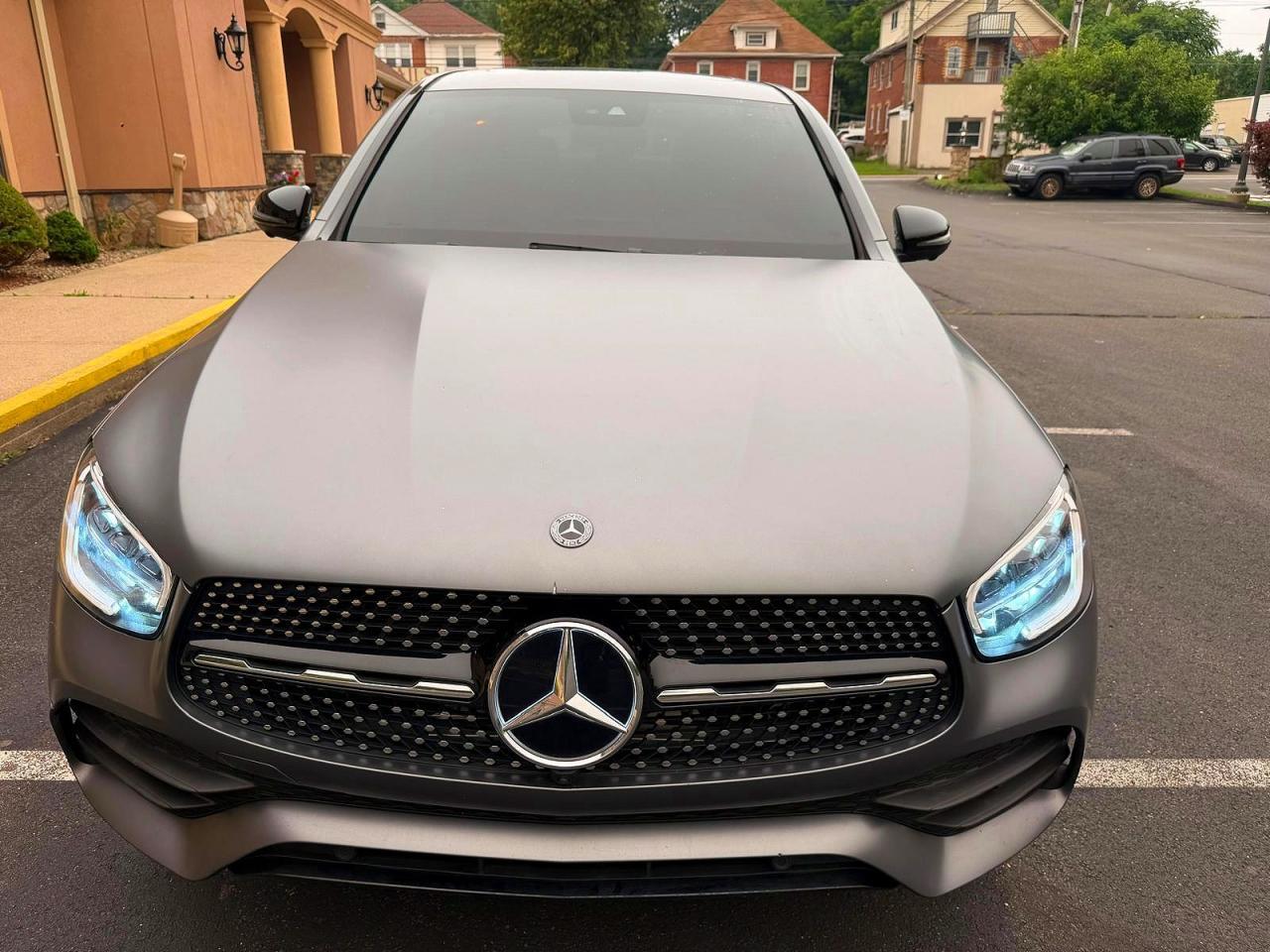 2023 Mercedes-Benz Glc Coupe 300 4Matic - Image 5