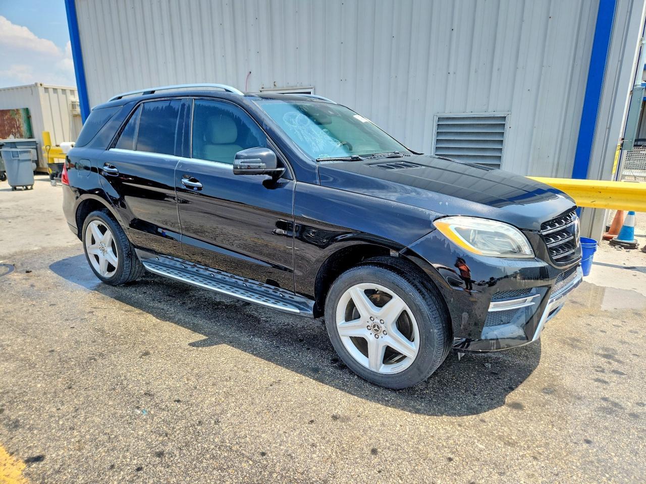 2015 Mercedes-Benz Ml 400 4Matic - Image 4