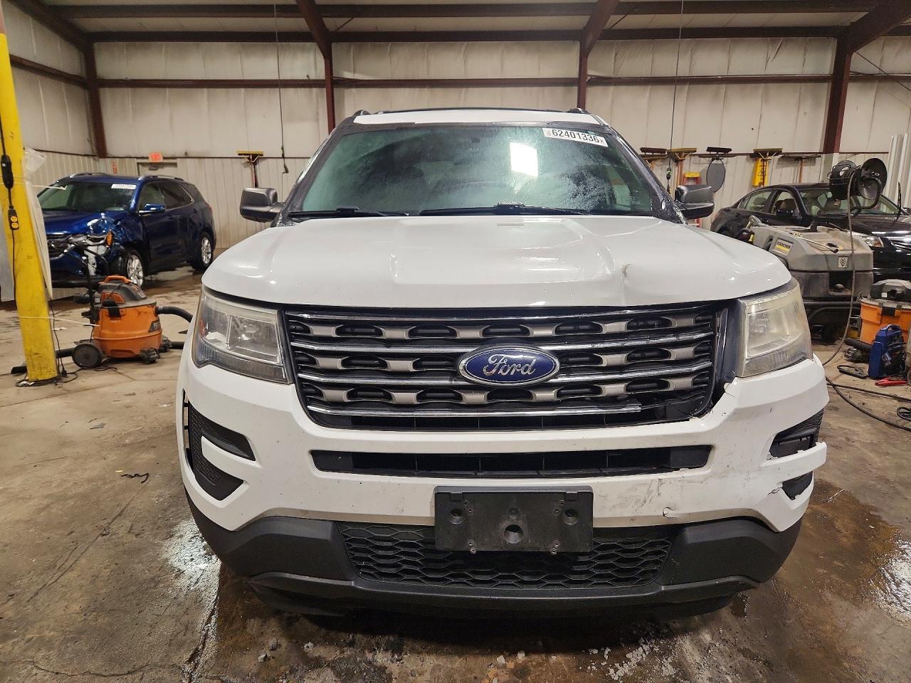 2017 Ford Explorer - Фото 5