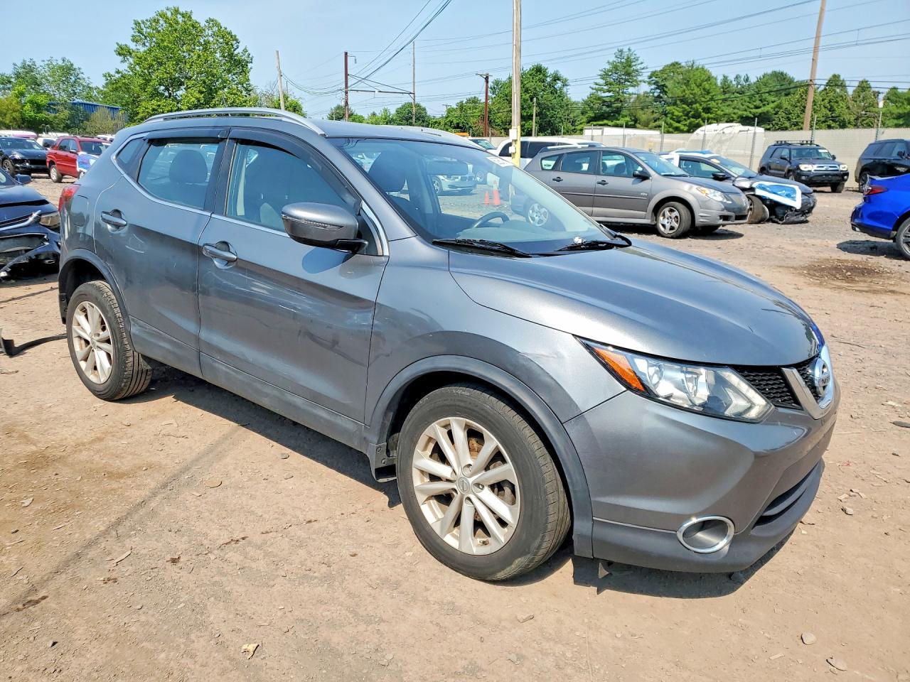 2017 Nissan Rogue Sport Sv - Image 4