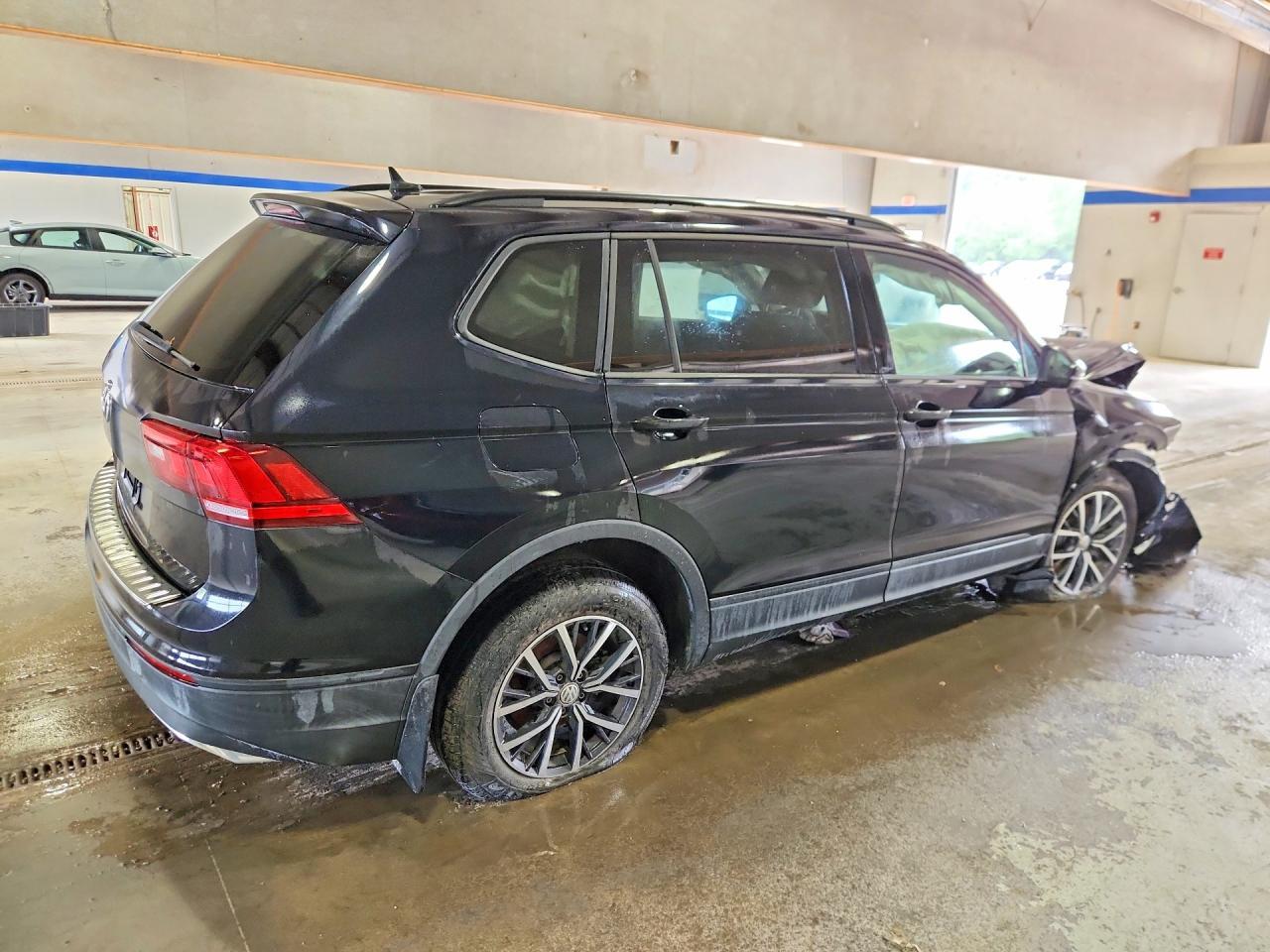 2021 Volkswagen Tiguan S - Image 3