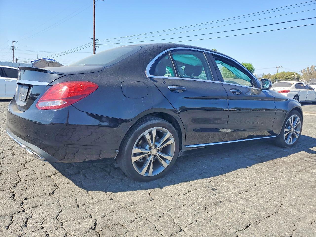 2016 Mercedes-Benz C 300 - Фото 3