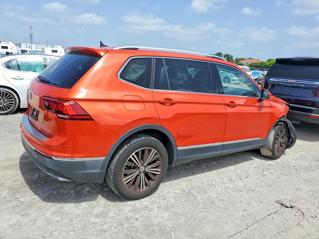 2019 Volkswagen Tiguan Se - Image 3