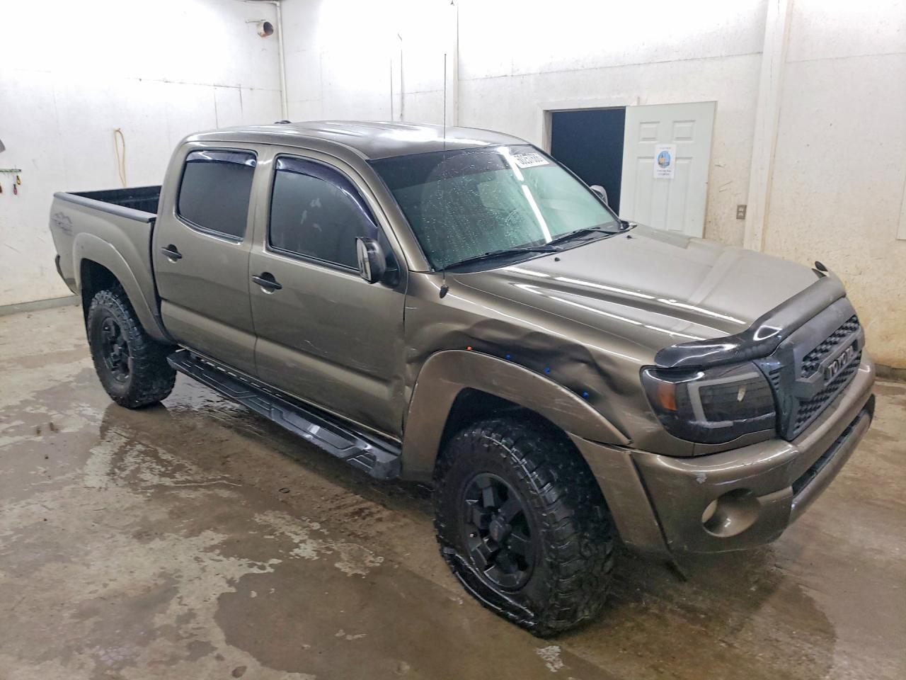 2011 Toyota Tacoma Double Cab - Фото 4