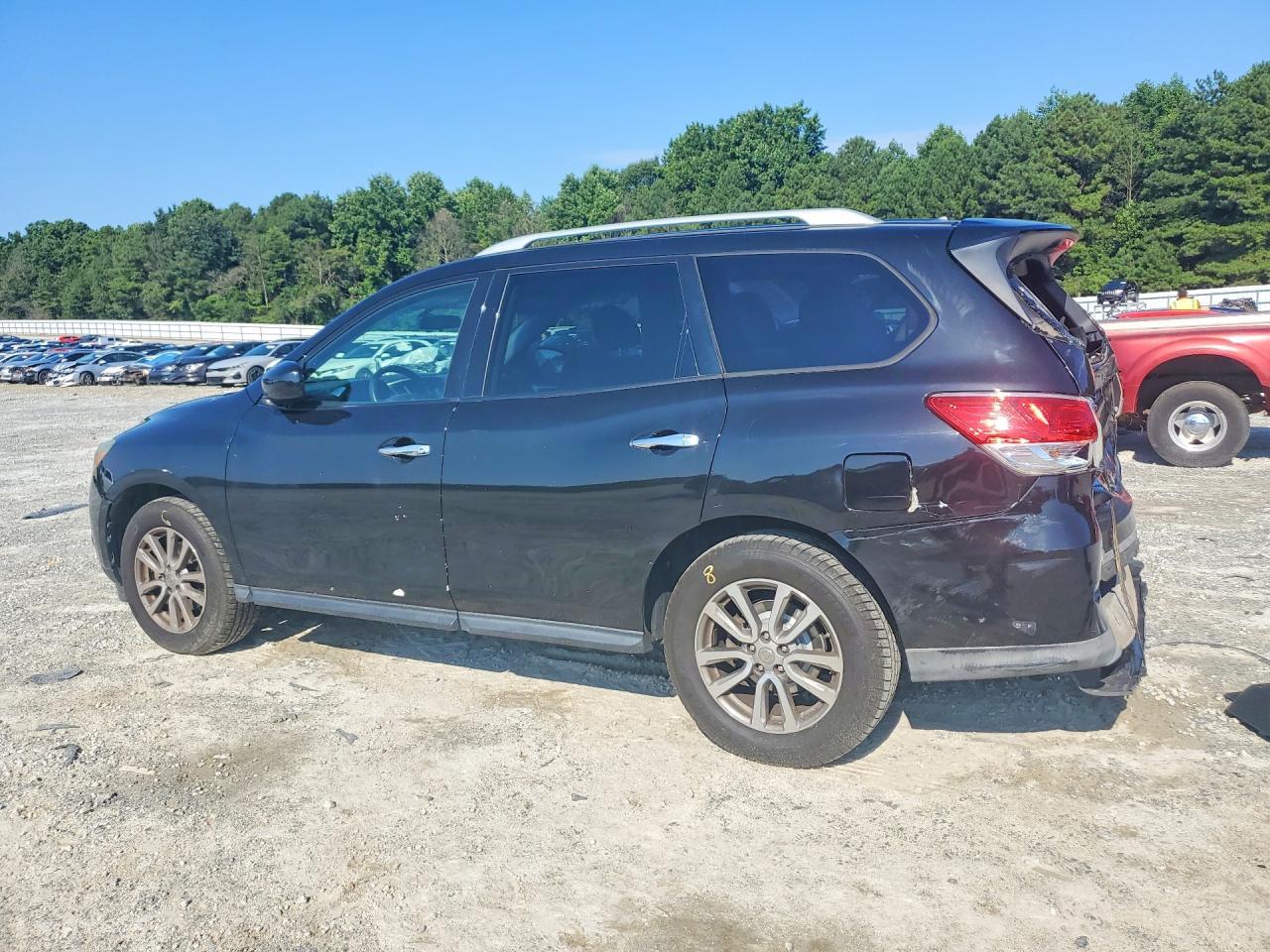 2016 Nissan Pathfinder S - Фото 2