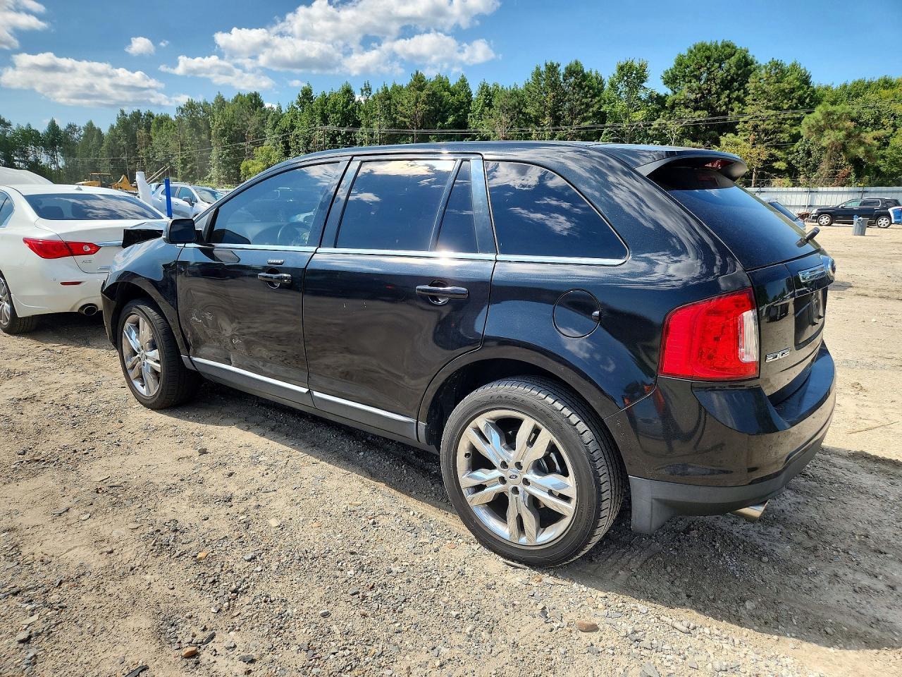 2013 Ford Edge Limited - Image 2