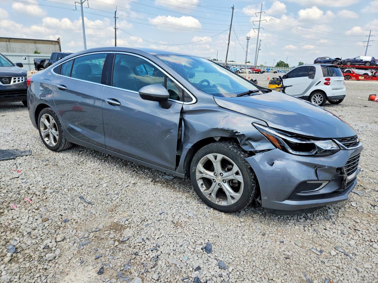 2018 Chevrolet Cruze Premier - Фото 4