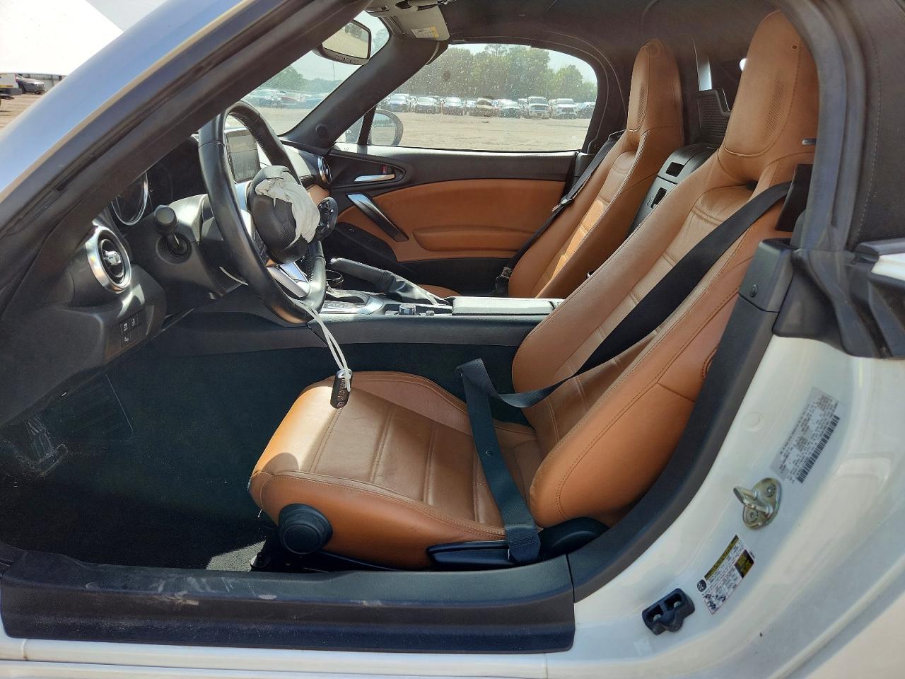 2018 Fiat 124 Spider Classica - Image 7