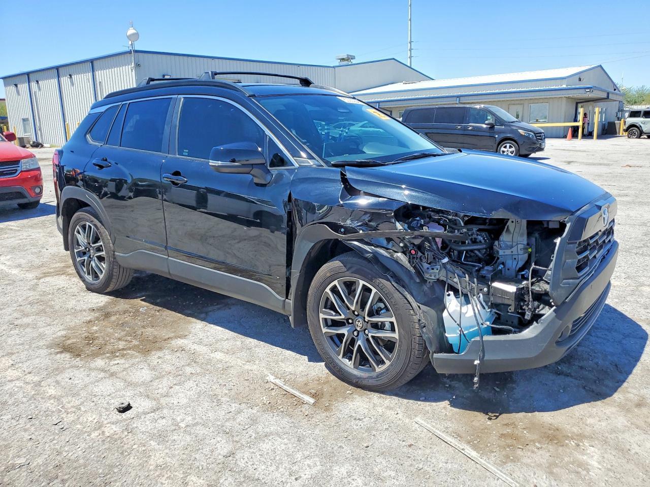 2026 Toyota Corolla Cross Xle - Image 4