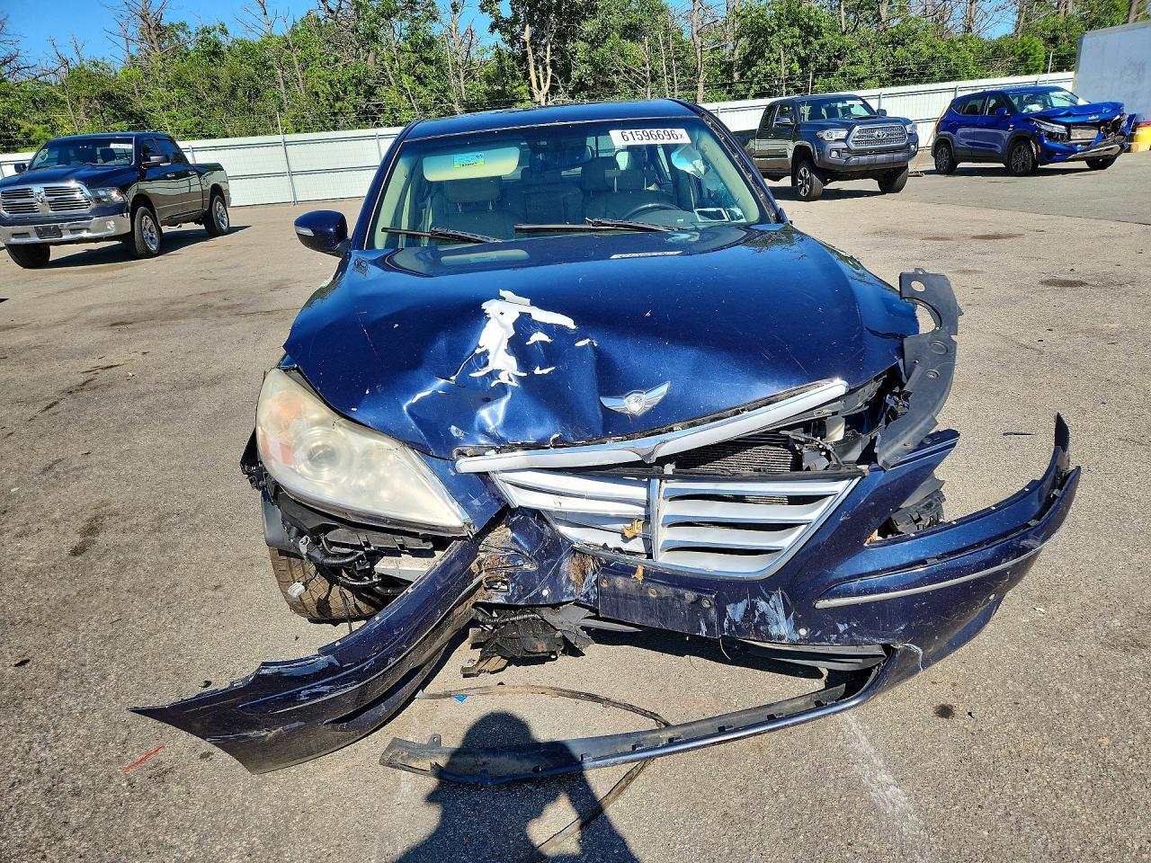 2010 Hyundai Genesis 4.6L - Image 5