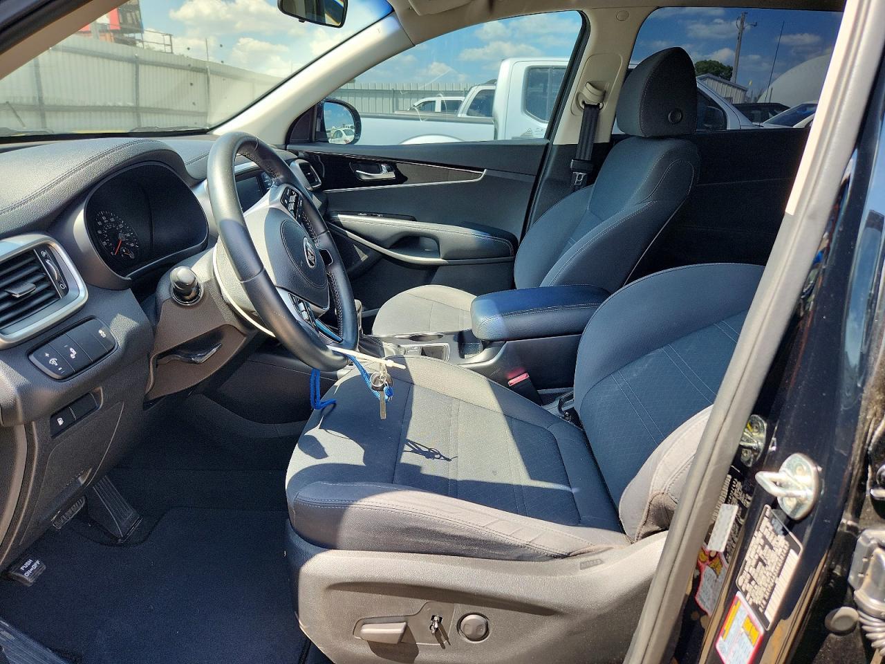 2019 Kia Sorento S V6 - Фото 7