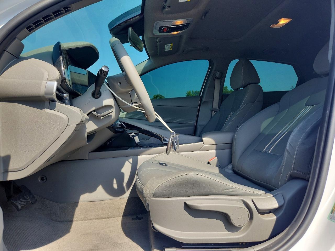 2024 Hyundai Elantra Sel - Image 7