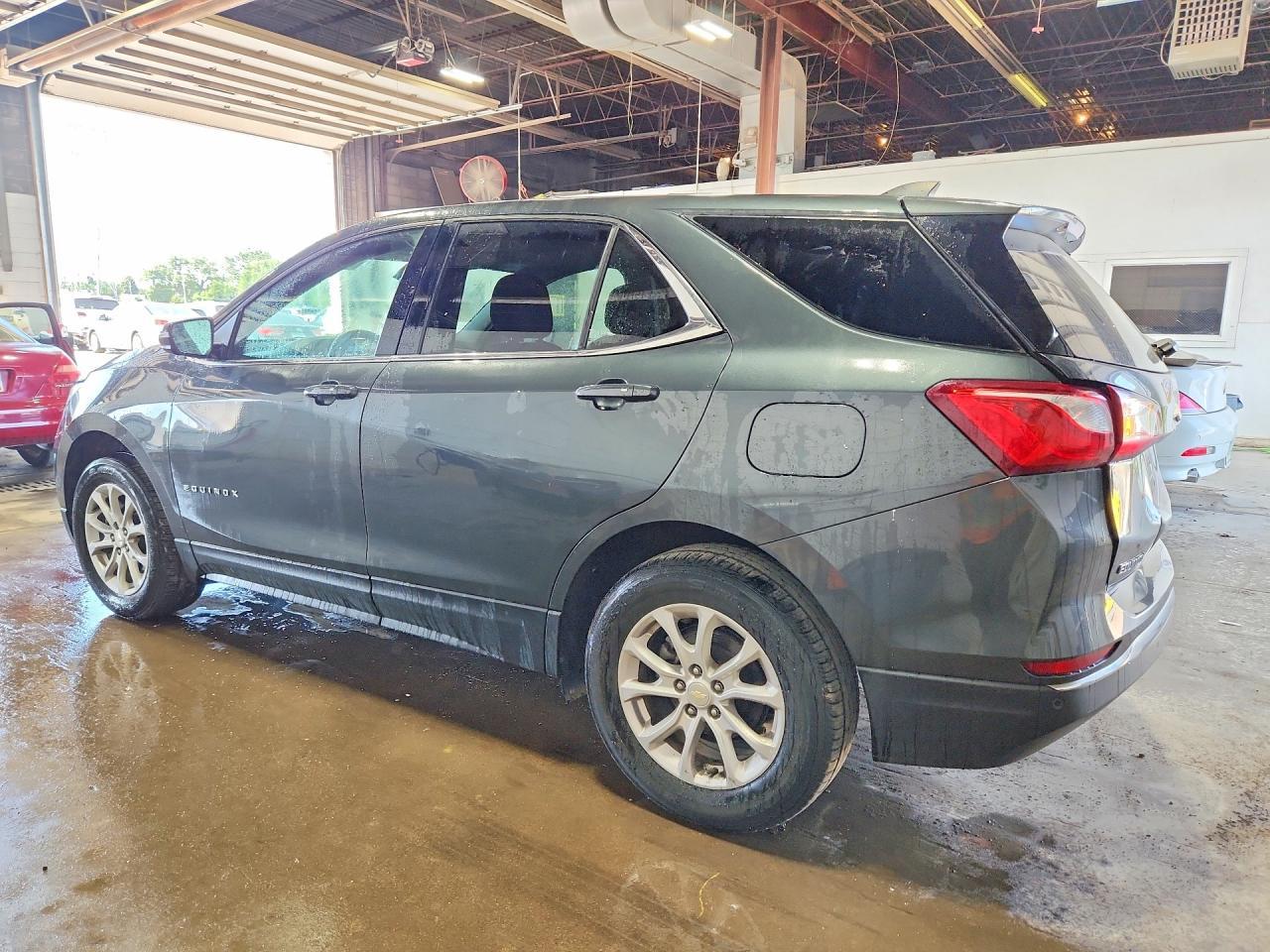 2018 Chevrolet Equinox Lt - Фото 2