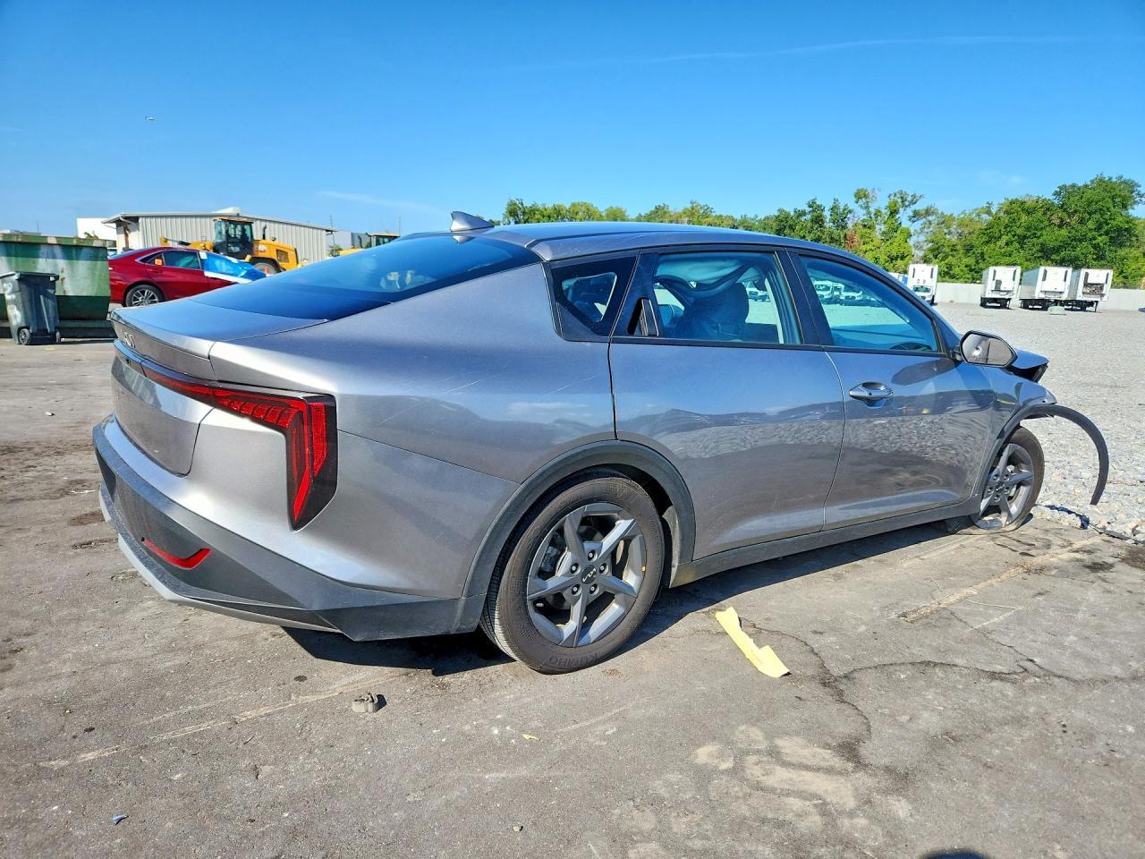 2025 Kia K4 Lxs - Image 3