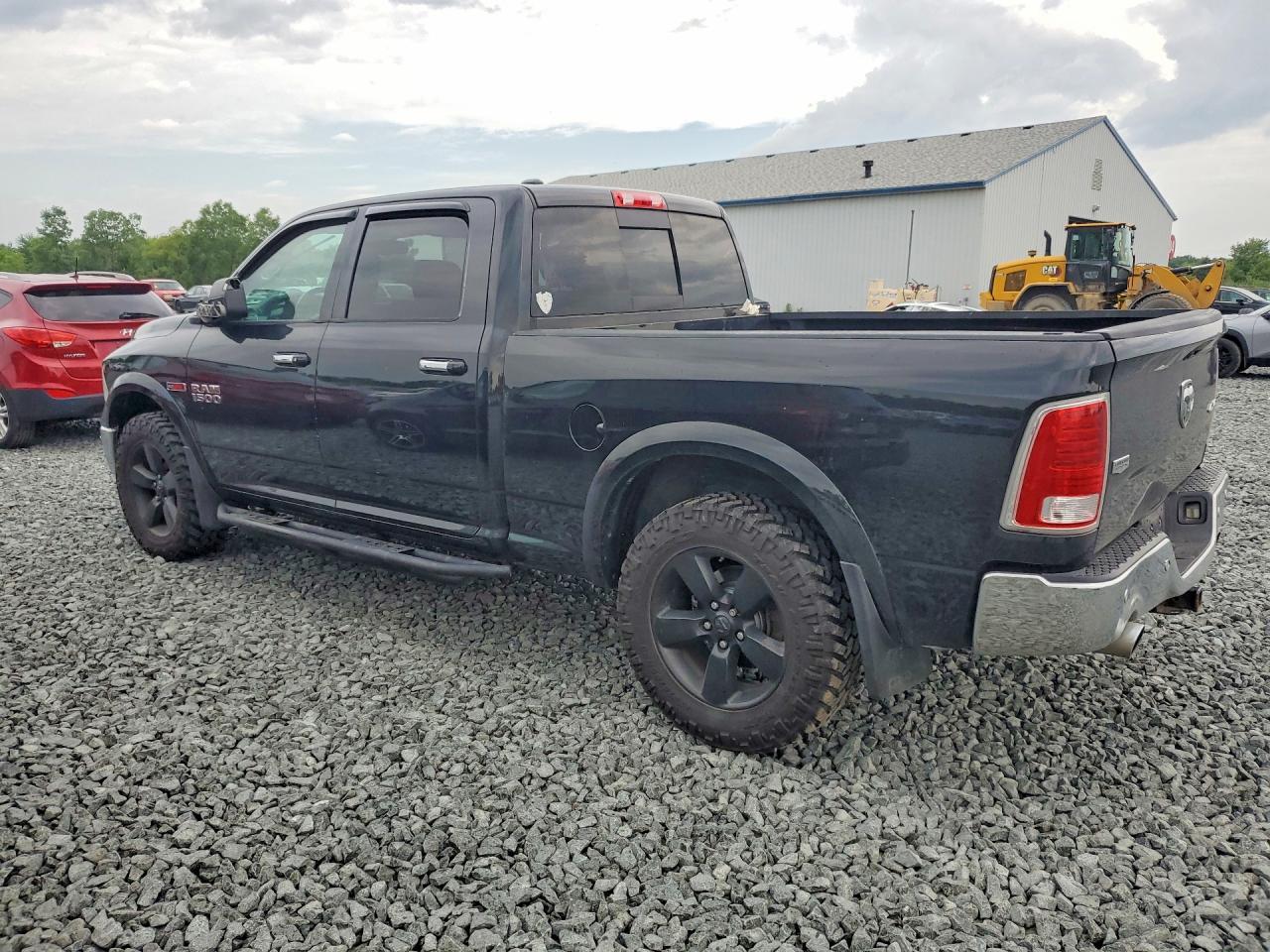2016 Ram 1500 Laramie - Фото 2
