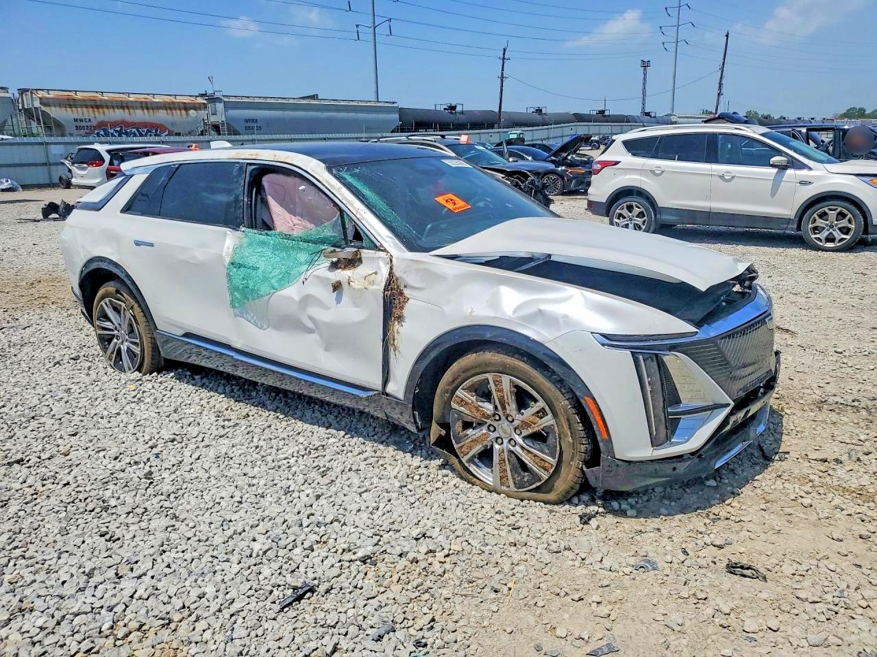 2024 Cadillac Lyriq Tech - Фото 4