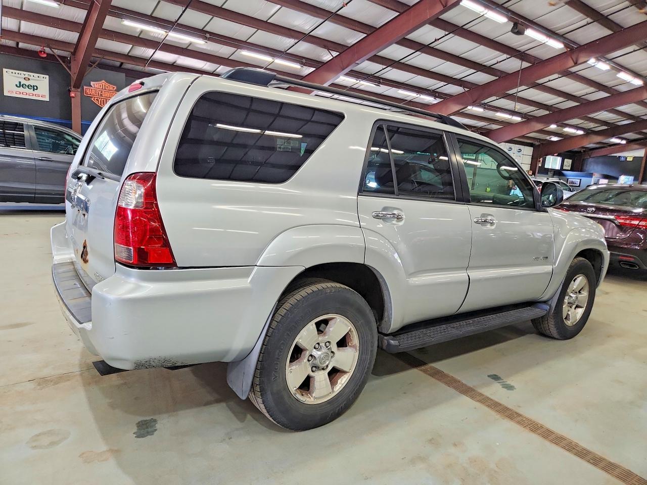 2009 Toyota 4Runner Sr5 - Фото 3