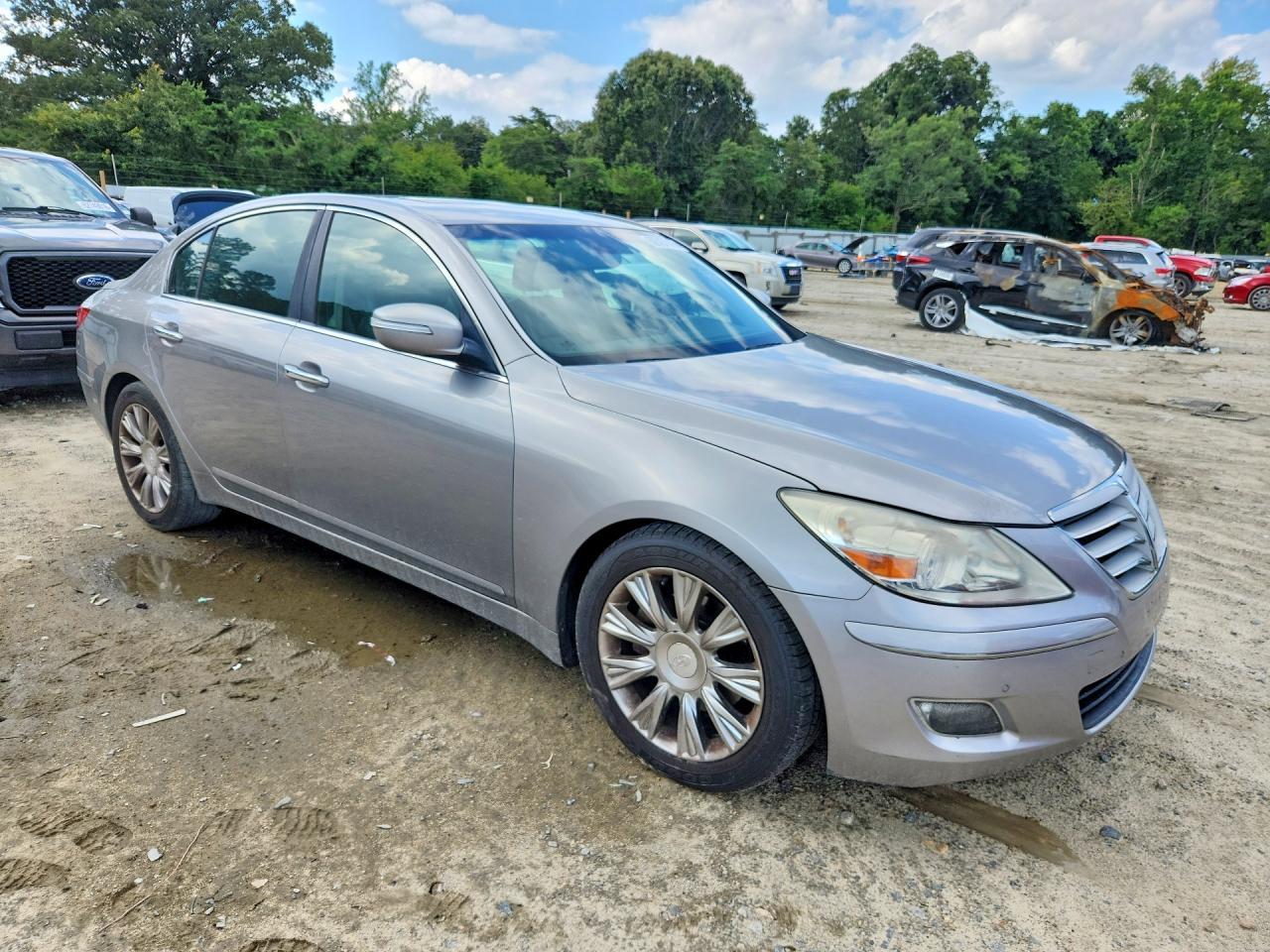 2009 Hyundai Genesis 3.8L - Фото 4