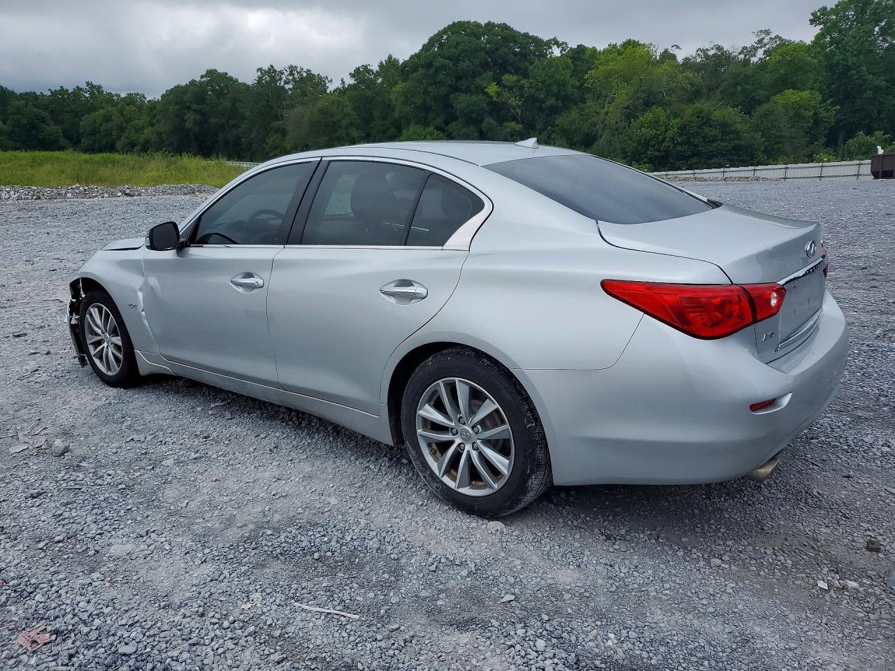 2017 Infiniti Q50 2.0T Premium - Фото 2