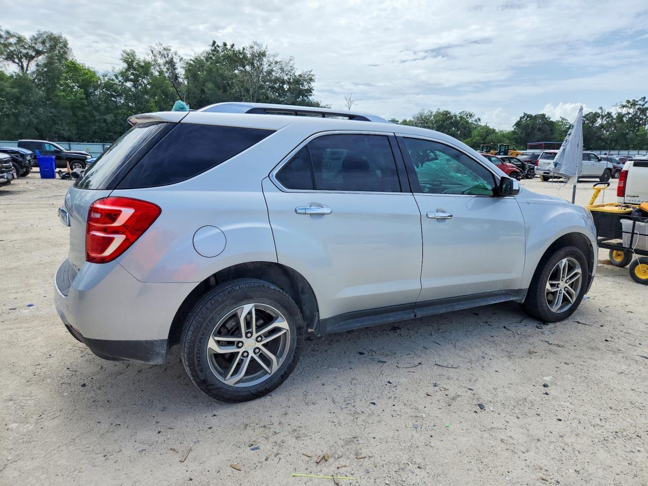2016 Chevrolet Equinox Ltz - Image 3