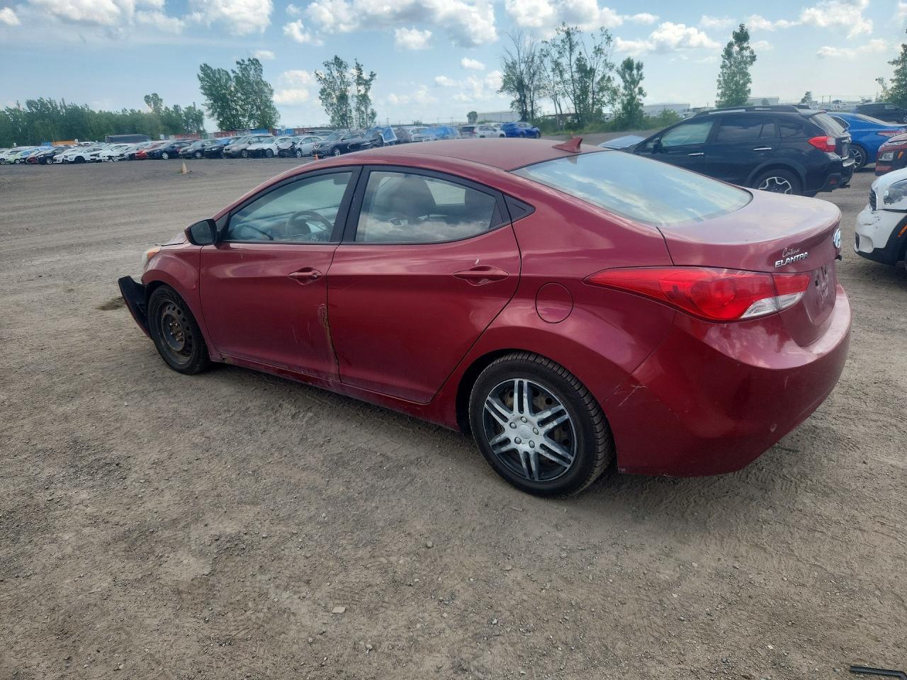 2013 Hyundai Elantra Gls - Image 2