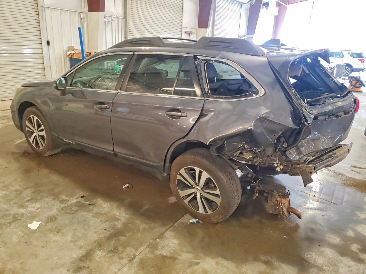 2019 Subaru Outback 2.5I Limited - Фото 2