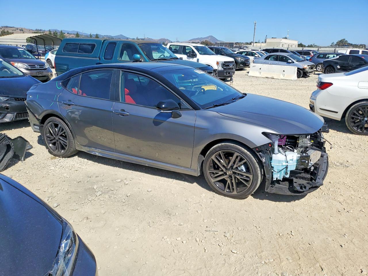 2026 Toyota Camry Xse - Фото 4