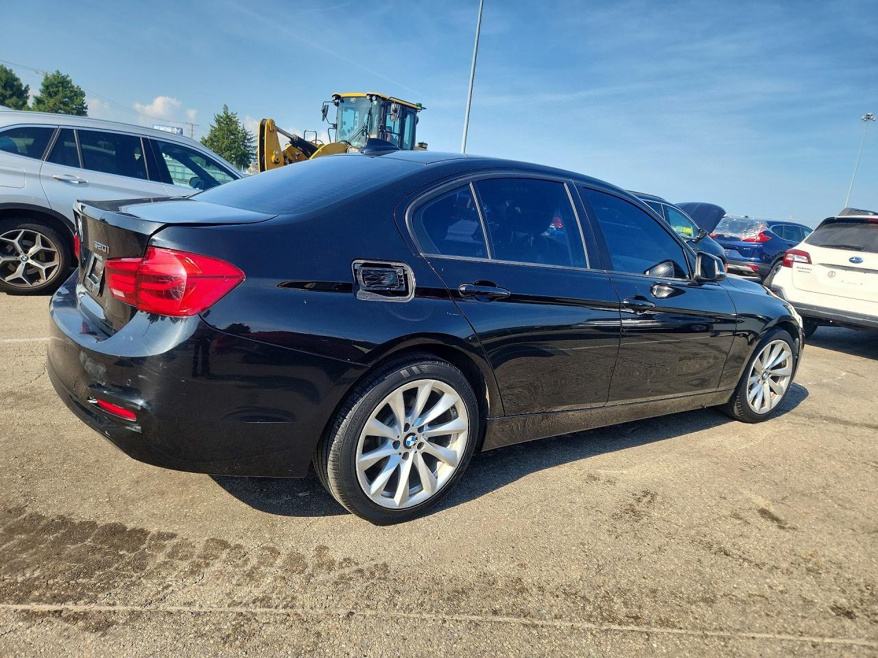 2018 BMW 320 Xi - Фото 3