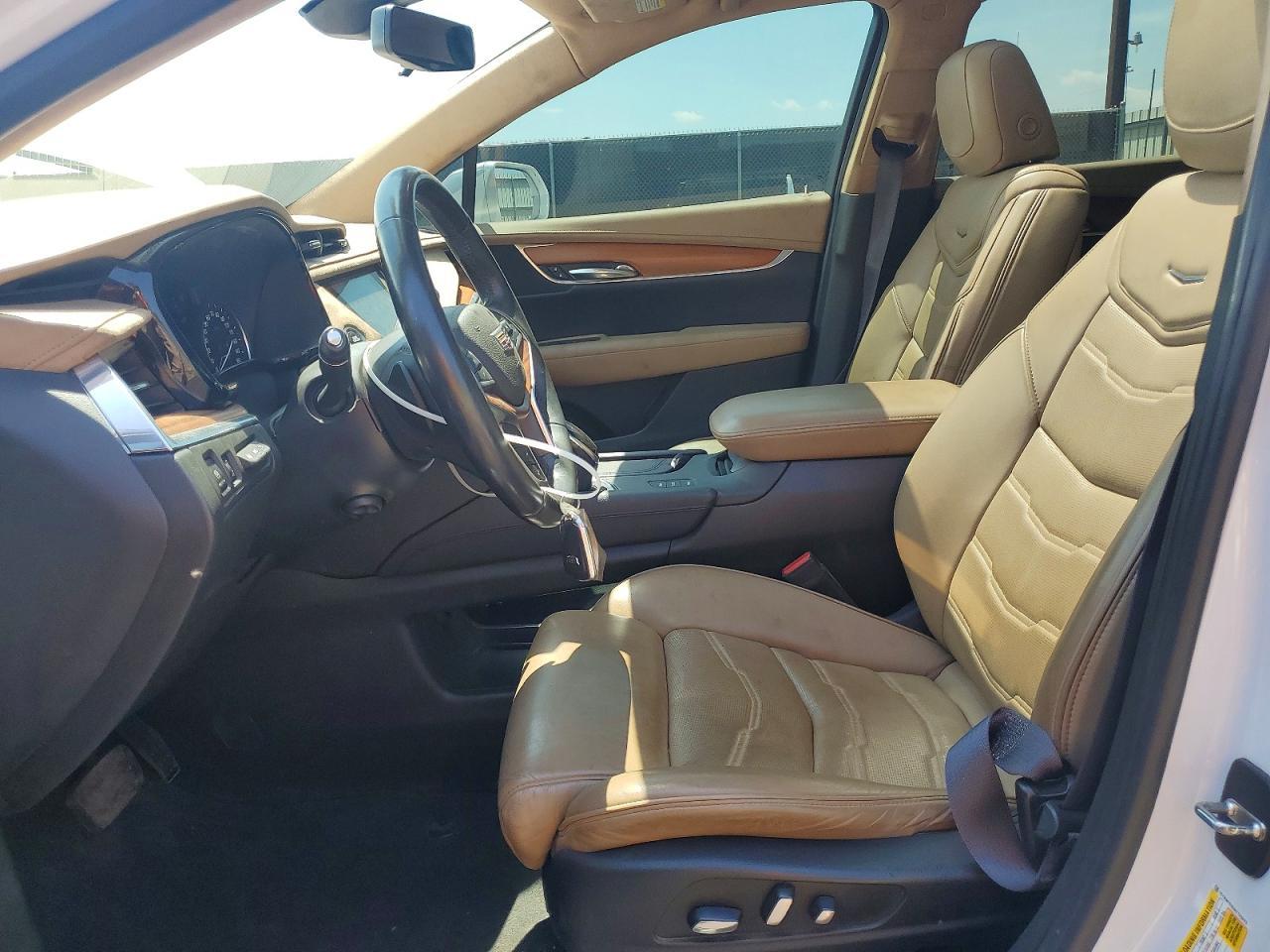 2017 Cadillac Xt5 Platinum - Фото 7