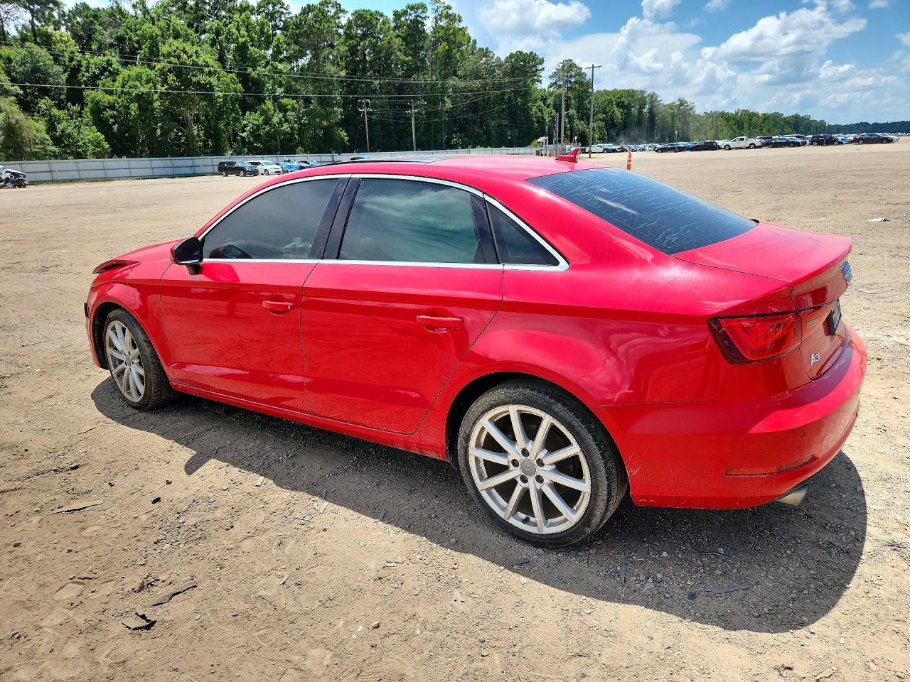 2015 Audi A3 Premium Plus - Фото 2