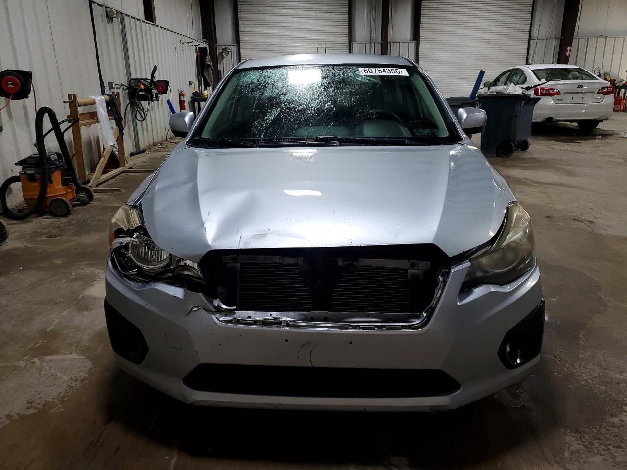 2014 Subaru Impreza Premium - Фото 5