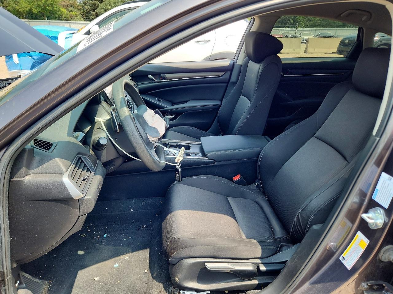 2021 Honda Accord Hybrid - Фото 7