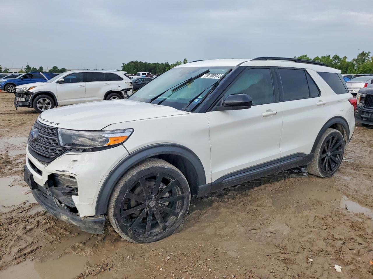 2022 Ford Explorer Xlt