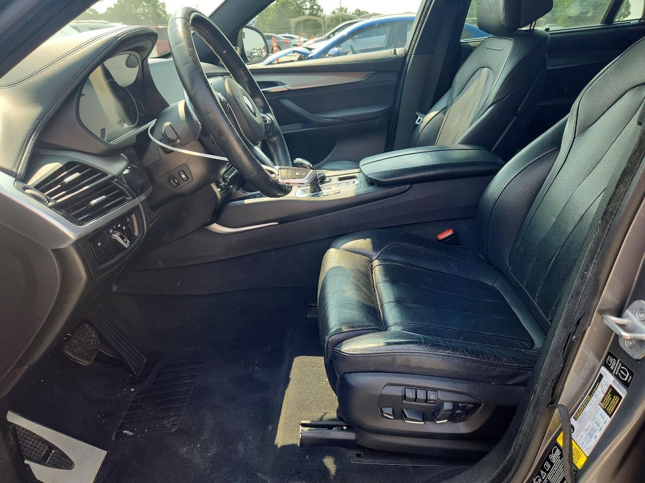 2015 BMW X6 xDrive50I - Фото 7