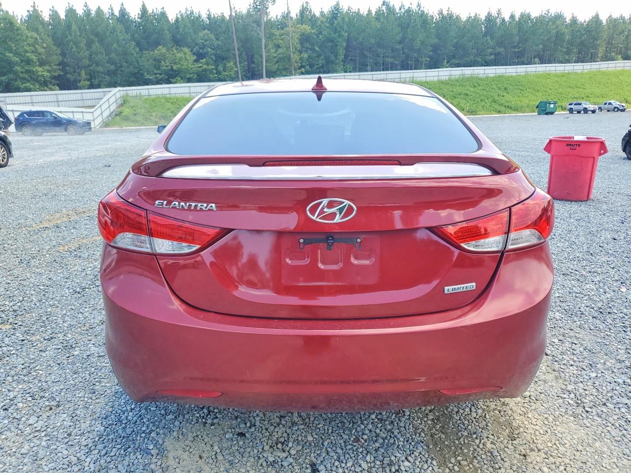 2013 Hyundai Elantra Limited - Фото 6
