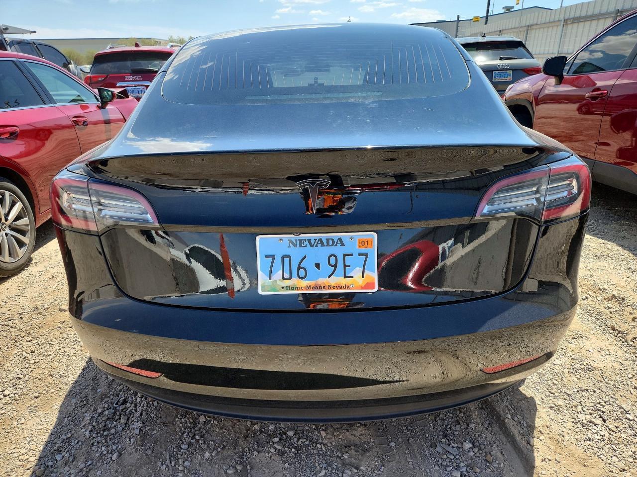 2019 Tesla Model 3 - Фото 6