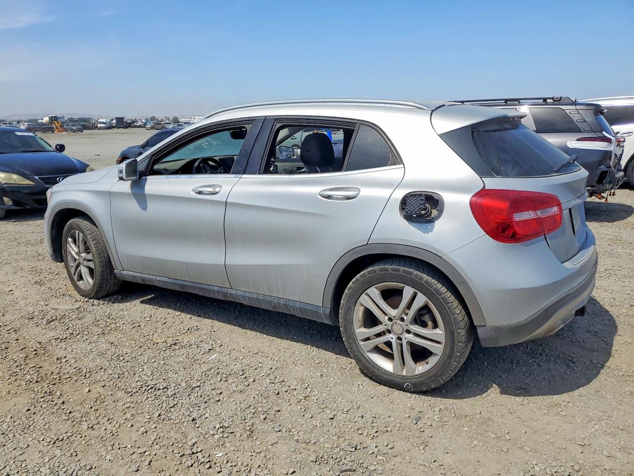 2015 Mercedes-Benz Gla 250 4Matic - Фото 2