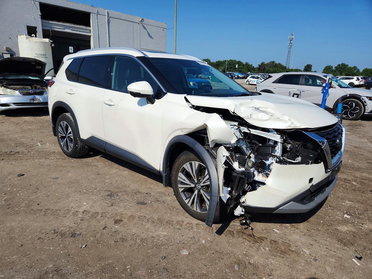 2021 Nissan Rogue Sv - Фото 4
