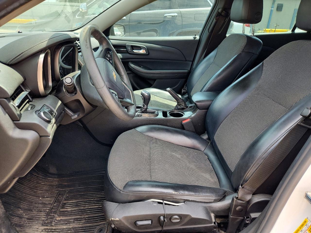 2015 Chevrolet Malibu 1Lt - Image 7