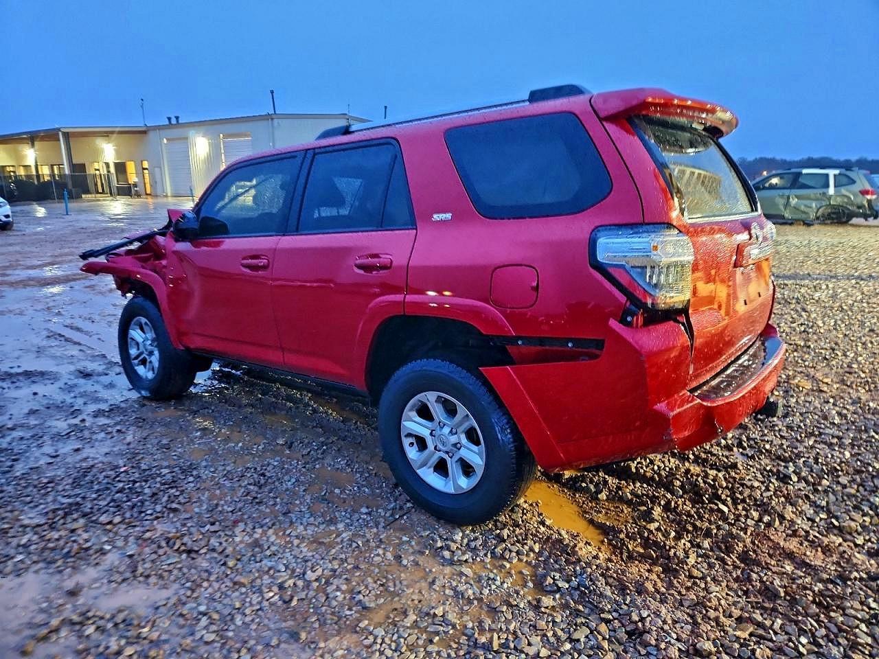 2023 Toyota 4Runner Sr5 - Фото 2