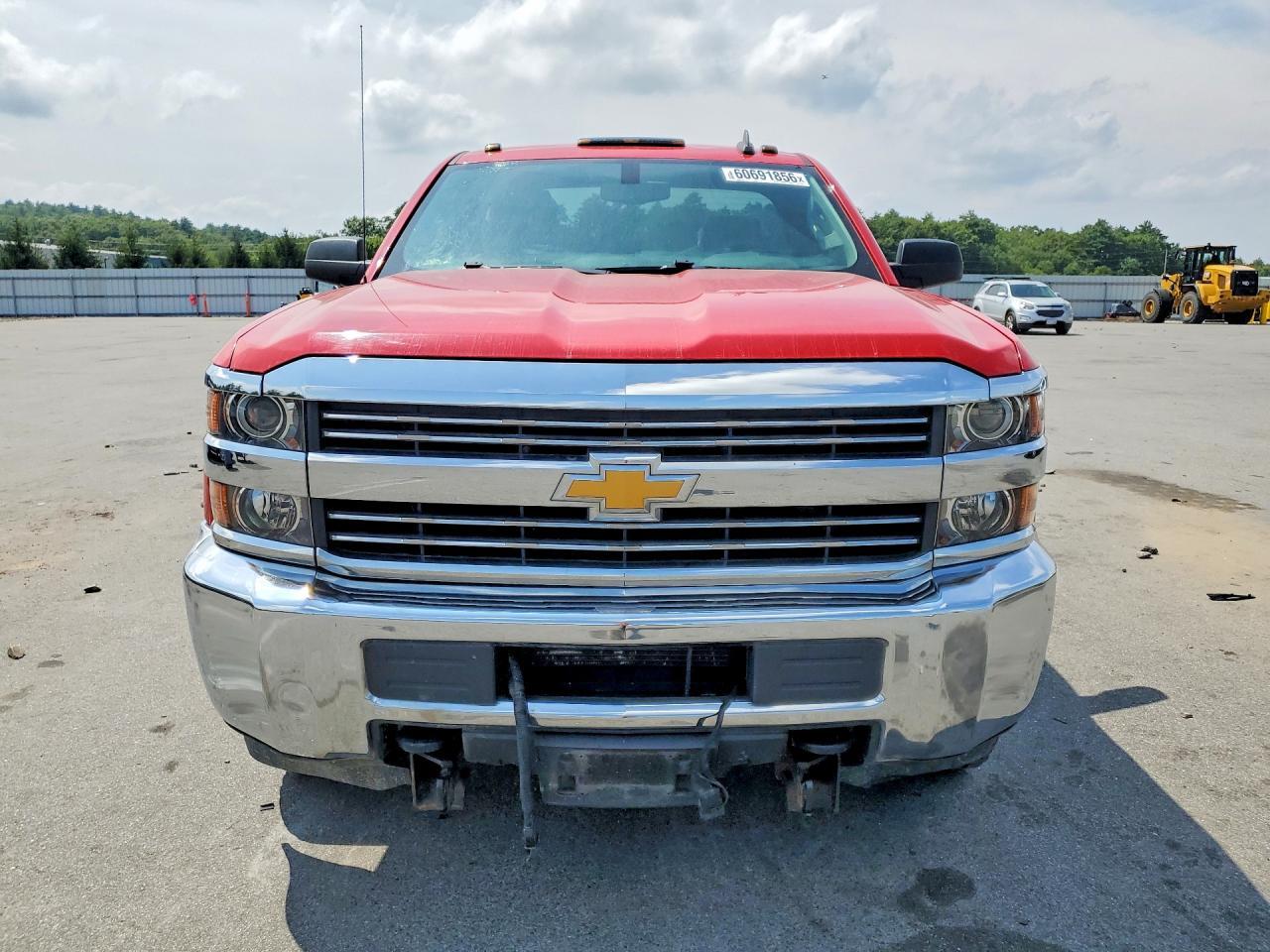 2015 Chevrolet Silverado K2500 Heavy Duty - Image 5